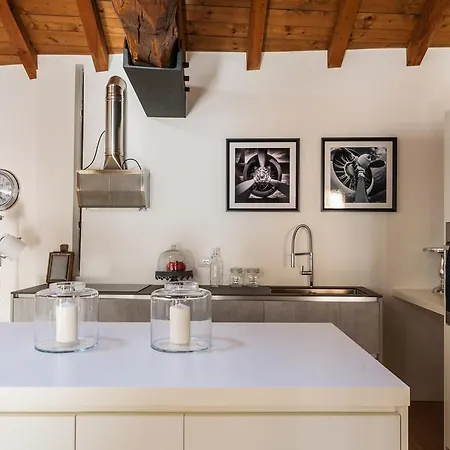 Corte Delle Rondini - Bymyhomeincomo Exterior foto