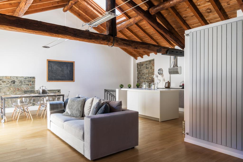Corte Delle Rondini - Bymyhomeincomo Apartamento *